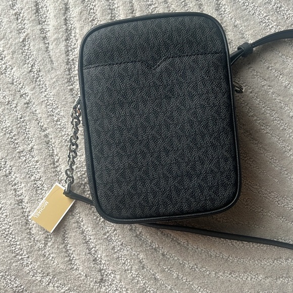 NWT MK Cooper Signature Logo Flight Bag - Picture 5 of 6